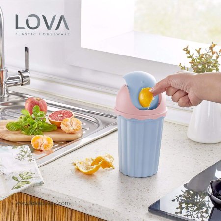 دلو نفايات مكتبي صغير