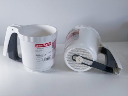 منخل الطحين