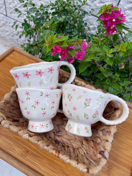 كوب نسكافيه مورد