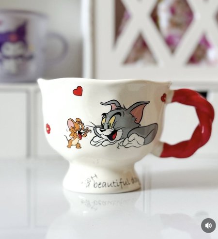 كوب مميز جداً توم وجيري