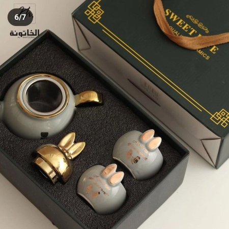 طقم قهوة ٤ فناجين وابريقهم بورسلان